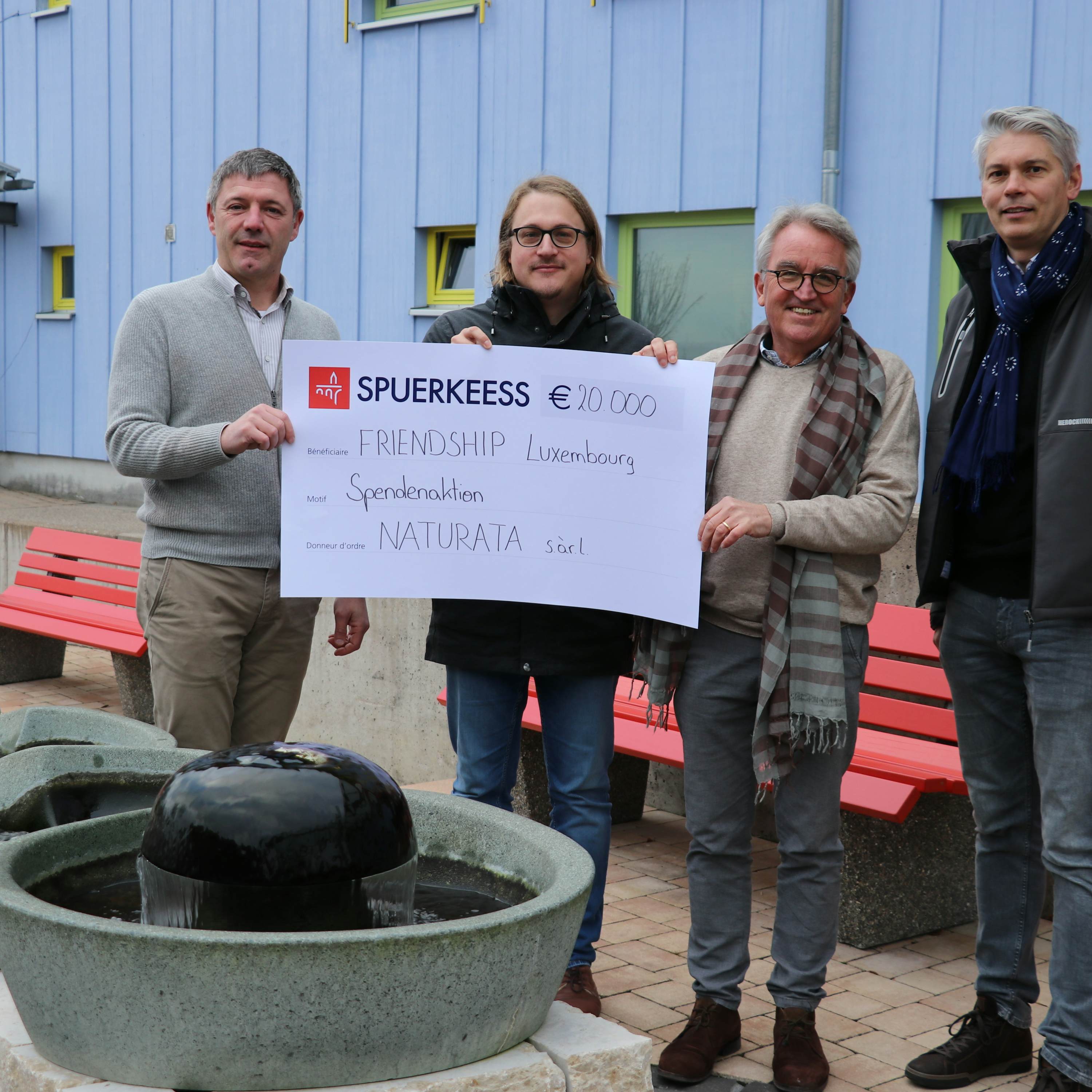 Friendship Scheckueberreichung 2021 Naturata