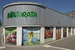 Merl distorted with logo